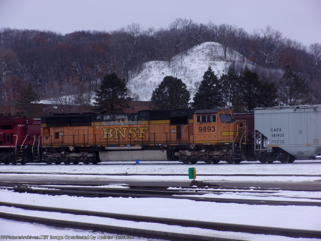 BNSF 9893